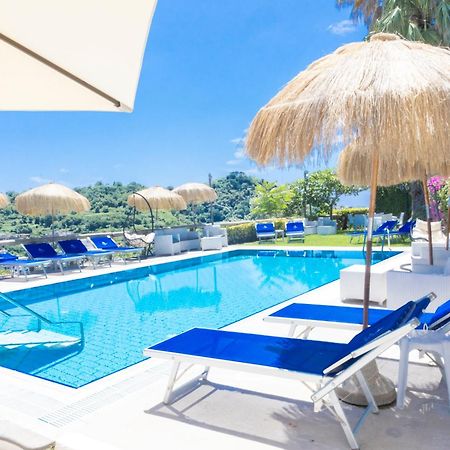 Hotel La Luna ايسكيا المظهر الخارجي الصورة