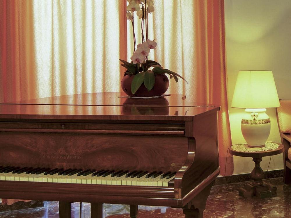 Hotel La Luna ايسكيا المظهر الخارجي الصورة