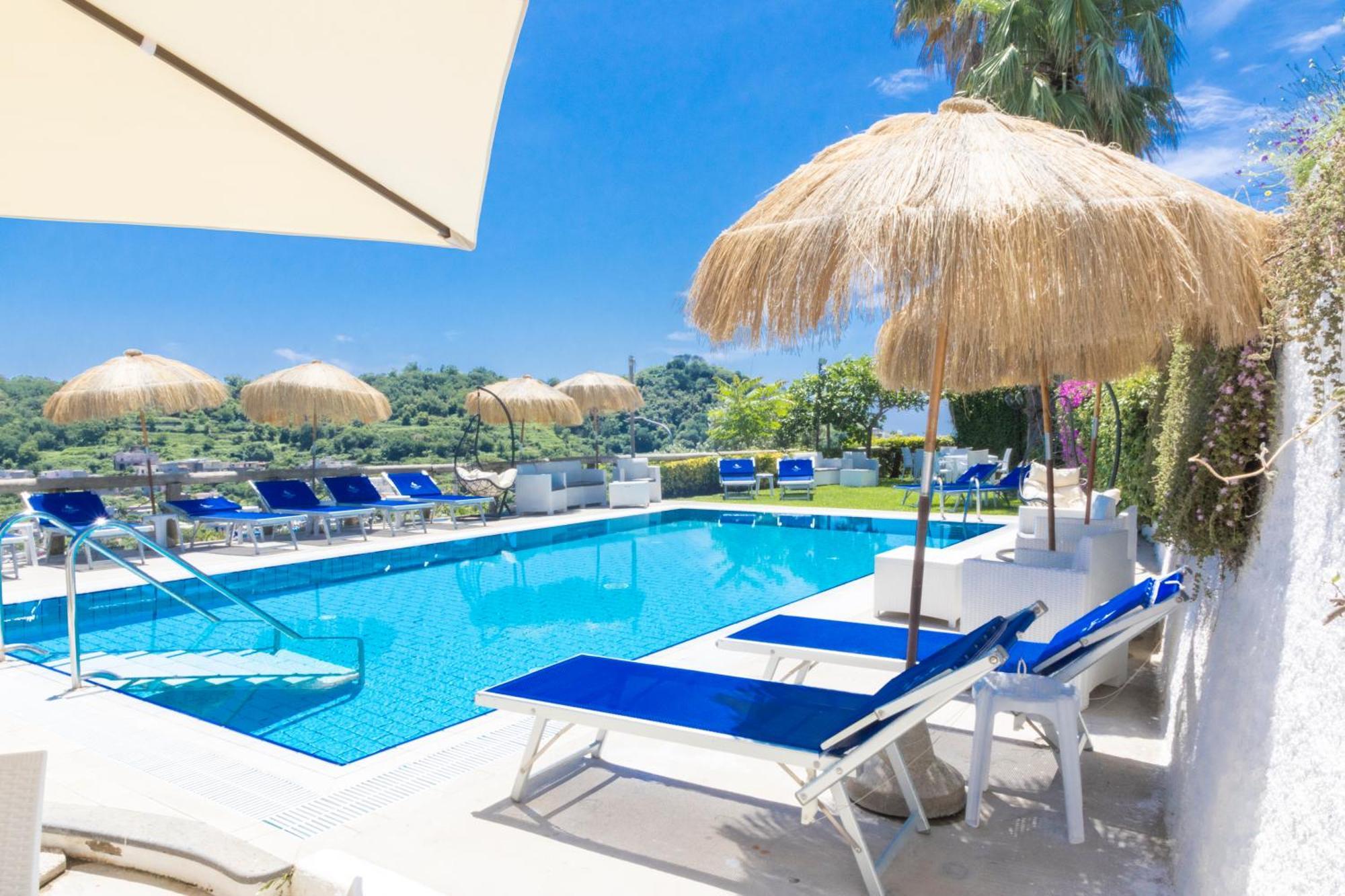 Hotel La Luna ايسكيا المظهر الخارجي الصورة