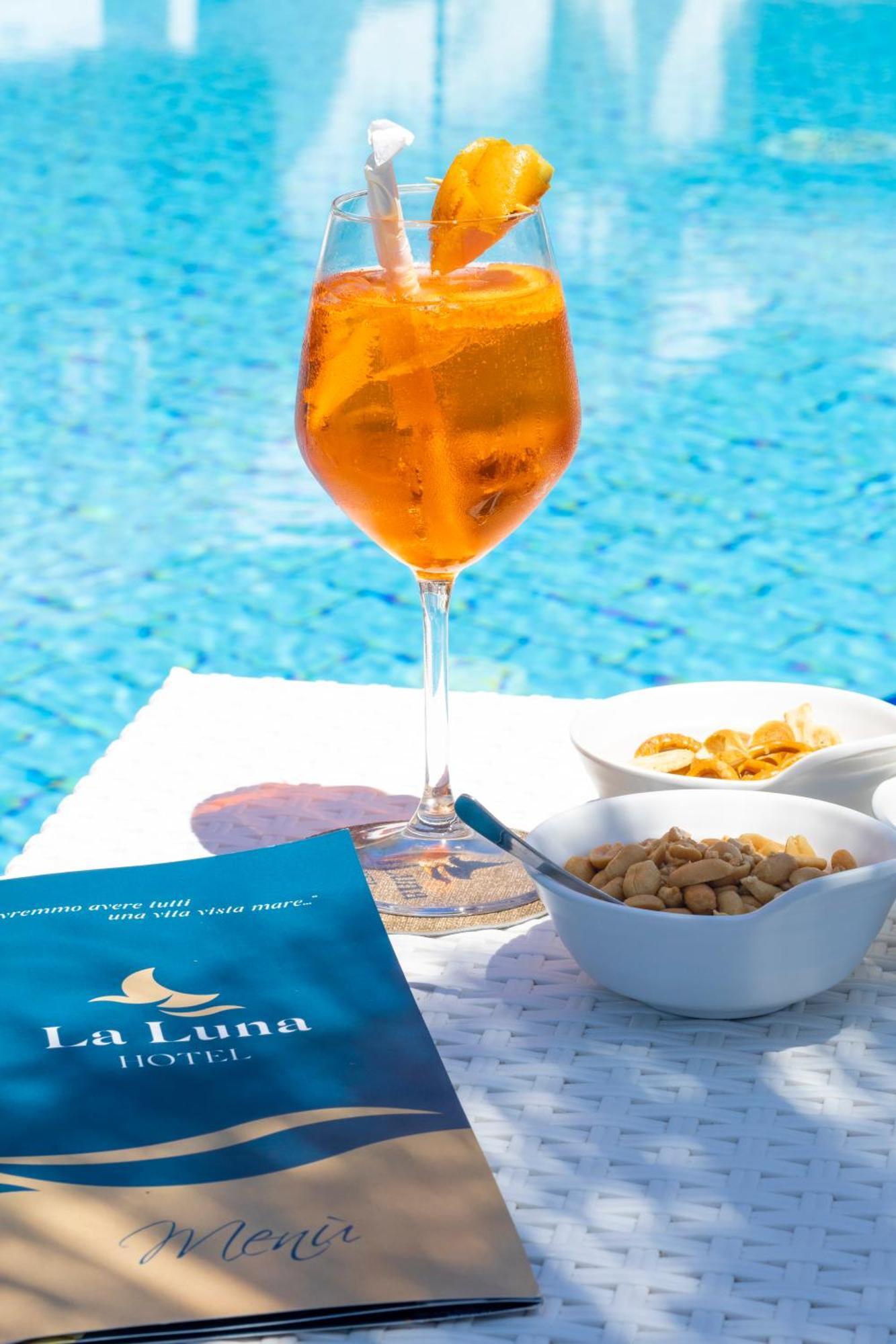 Hotel La Luna ايسكيا المظهر الخارجي الصورة